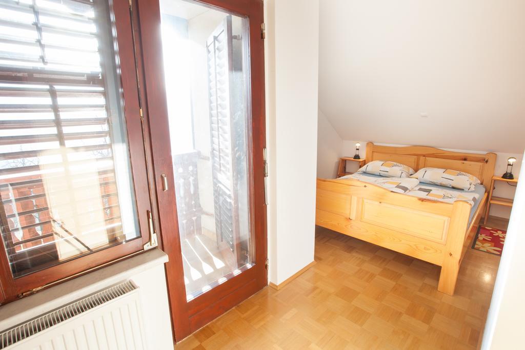 Apartments Lovec Cerkno Eksteriør bilde